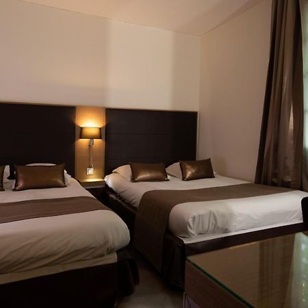 Hotel Restaurant Du Centre Et Du Lauragais Castelnaudary Zewnętrze zdjęcie